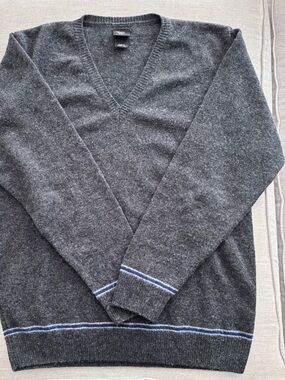 Universal Studios Ravenclaw V-Neck Sweater Sz XL